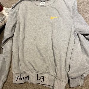 Women’s Nike Crew Neck